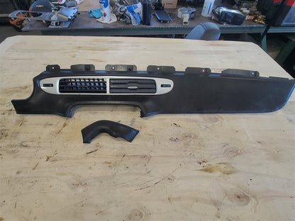 2014 CAMARO RH PASSENGER DASH TRIM & CENTER VENT 33561 - image 1