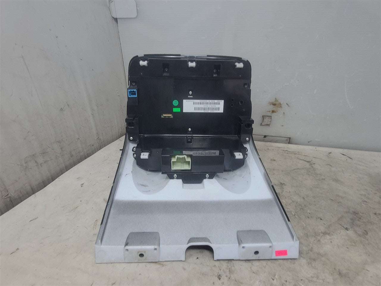 2014 CAMARO RADIO CONTROL PANEL & RECEIVER 33565 - image 7