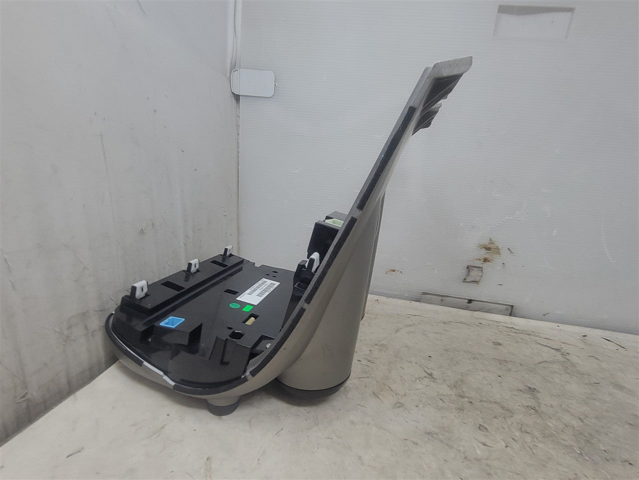 2014 CAMARO RADIO CONTROL PANEL & RECEIVER 33565 - image 8
