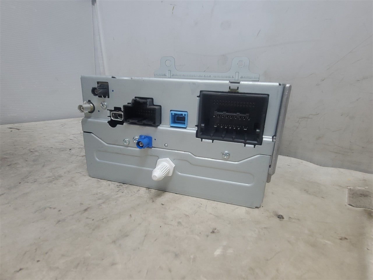 2014 CAMARO RADIO CONTROL PANEL & RECEIVER 33565 - image 13