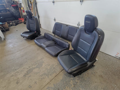 2014 CAMARO BLACK & BLUE 2 TONE FRONT REAR SEATS 33568 - image 2