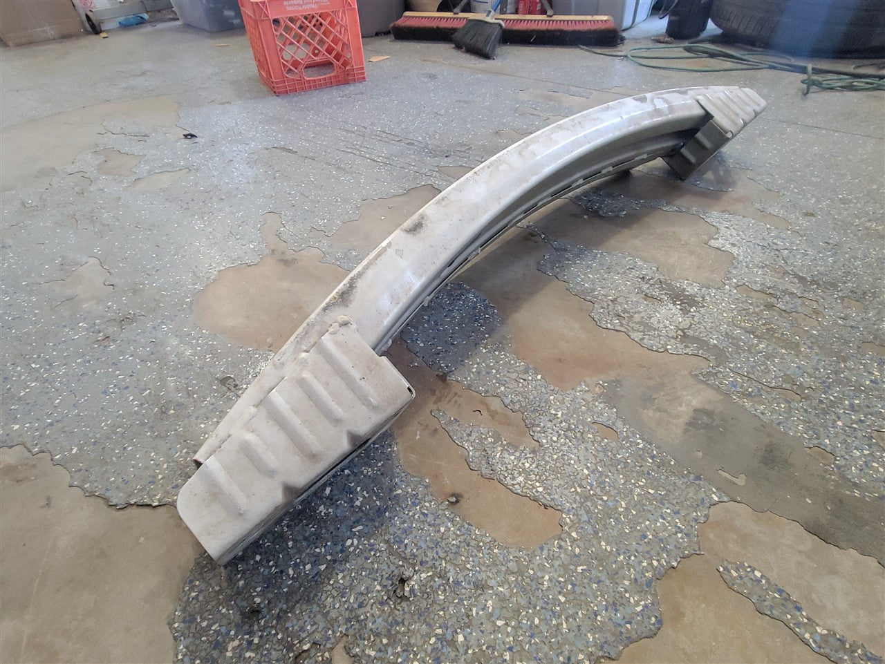 2015 CAMARO REAR BUMPER REBAR REINFORCEMENT WHT 33576 - image 4