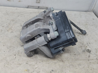 2022 SILVRDO15 RH REAR CALIPER ELECTRIC PARK BRAKE 33582 - image 3