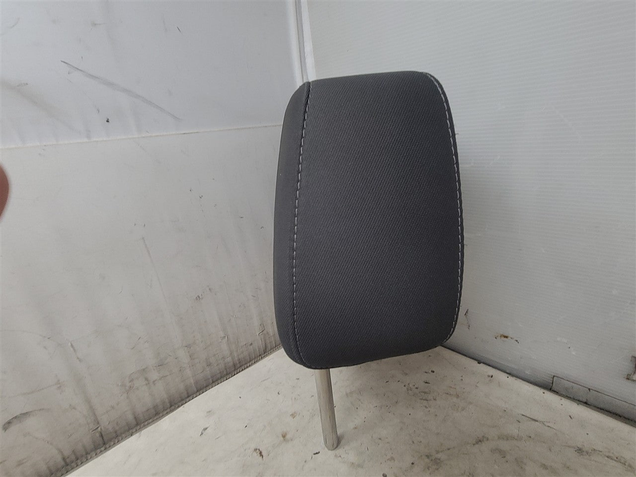 2024 SILVRDO15 FRONT HEADREST BLACK CLOTH LH OR RH 33586 - image 3