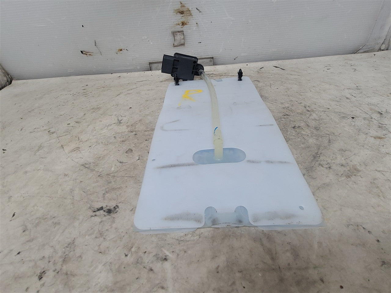 Used OEM 2024 SILVERADO RH SEAT PRESENCE SENSOR 85599092 33588, actual item photo 6