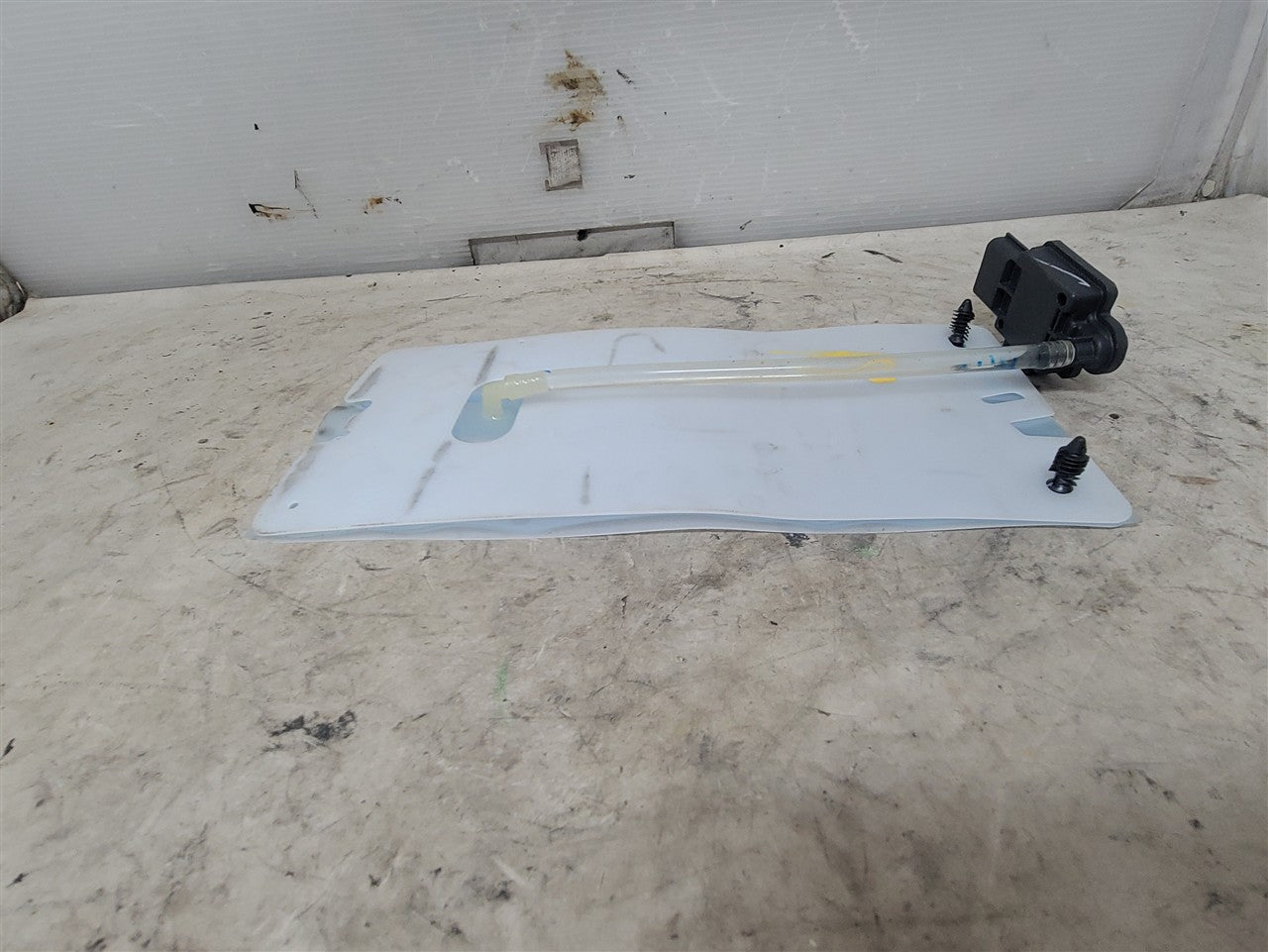 Used OEM 2024 SILVERADO RH SEAT PRESENCE SENSOR 85599092 33588, actual item photo 8