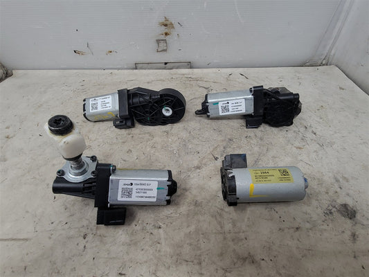 2024 SILVRDO15 FRONT LH SEAT MOTORS SET OF 4 33593 - image 1