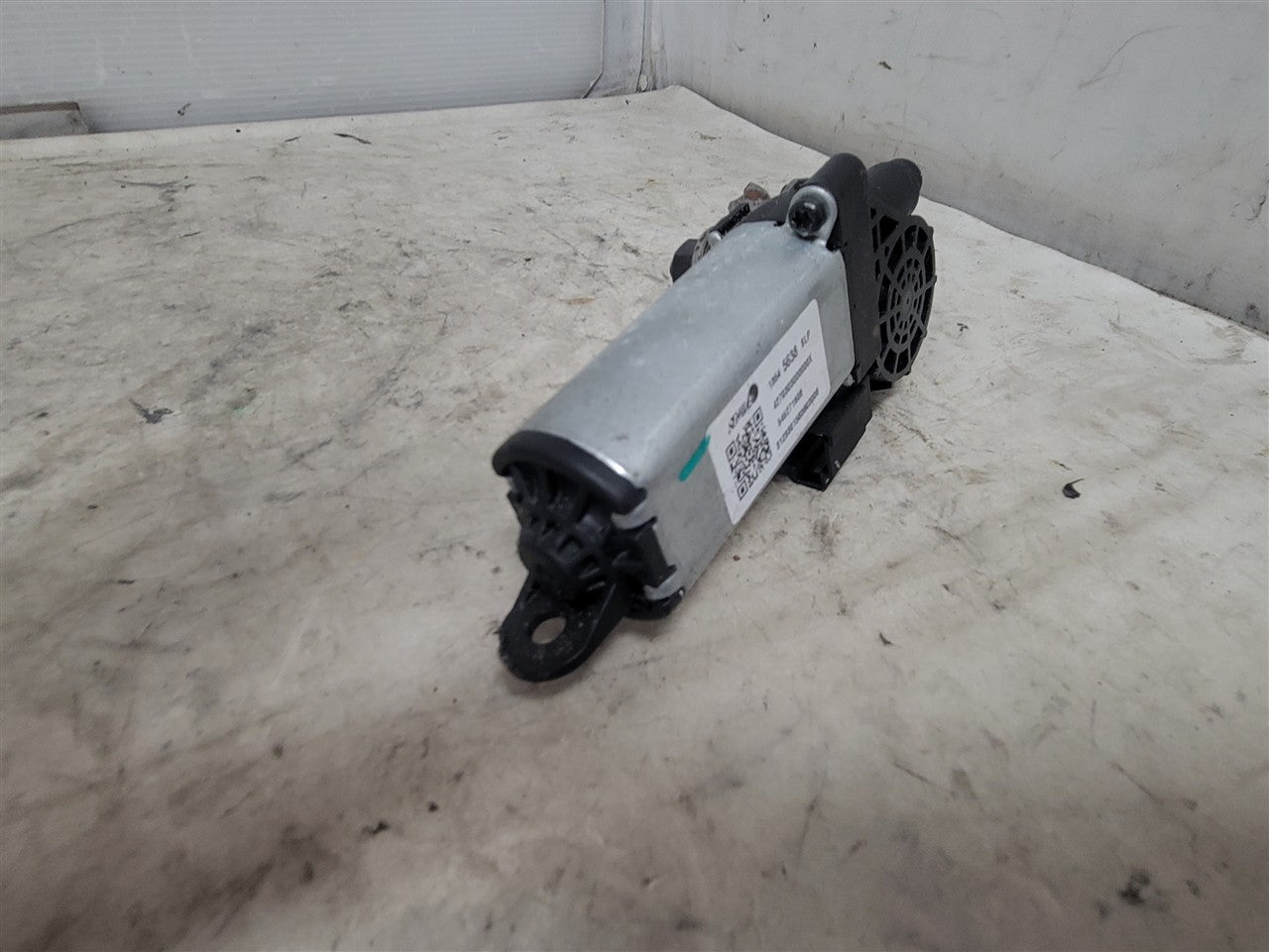 2024 SILVRDO15 FRONT LH SEAT MOTORS SET OF 4 33593 - image 8
