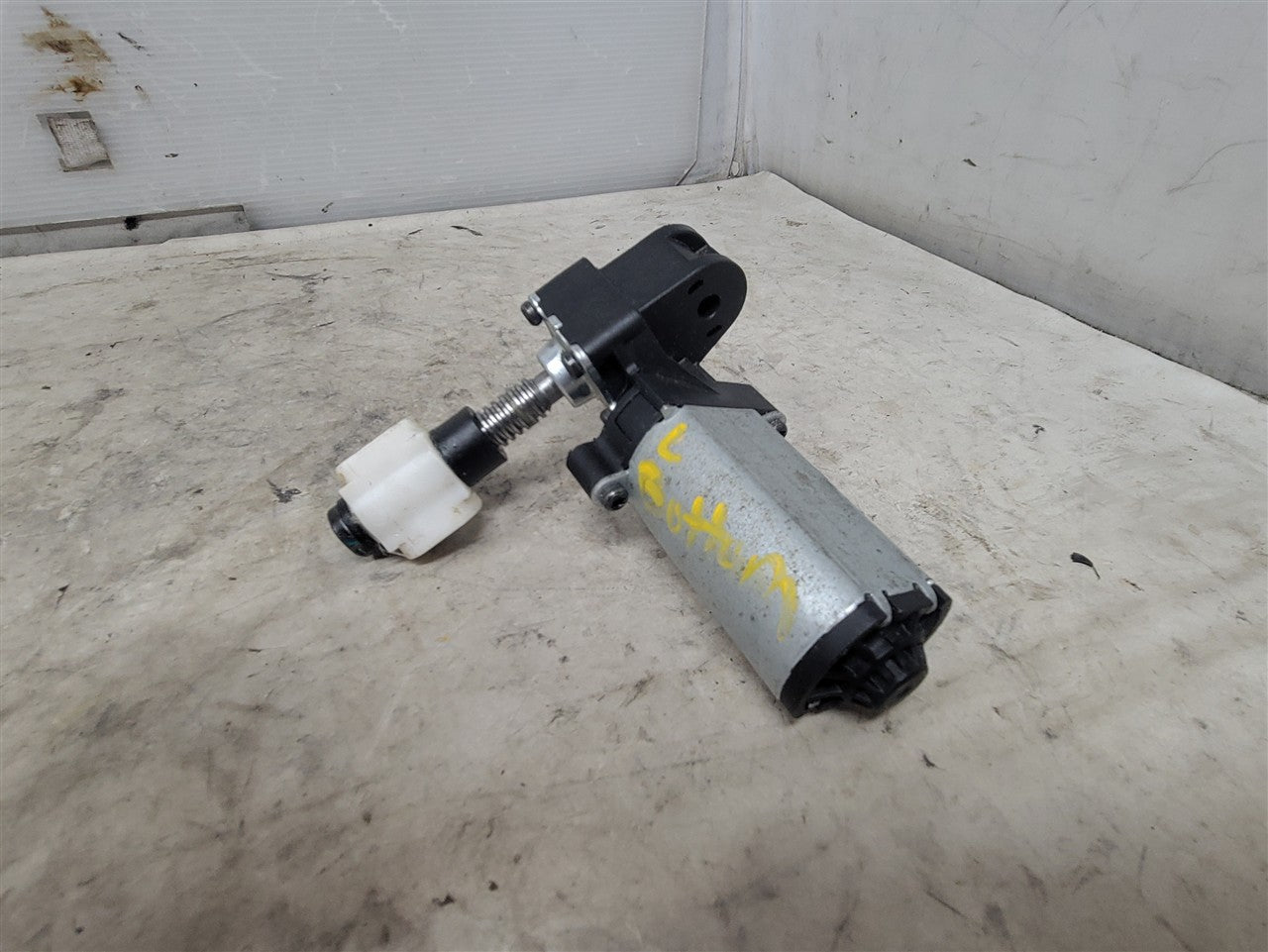 2024 SILVRDO15 FRONT LH SEAT MOTORS SET OF 4 33593 - image 16