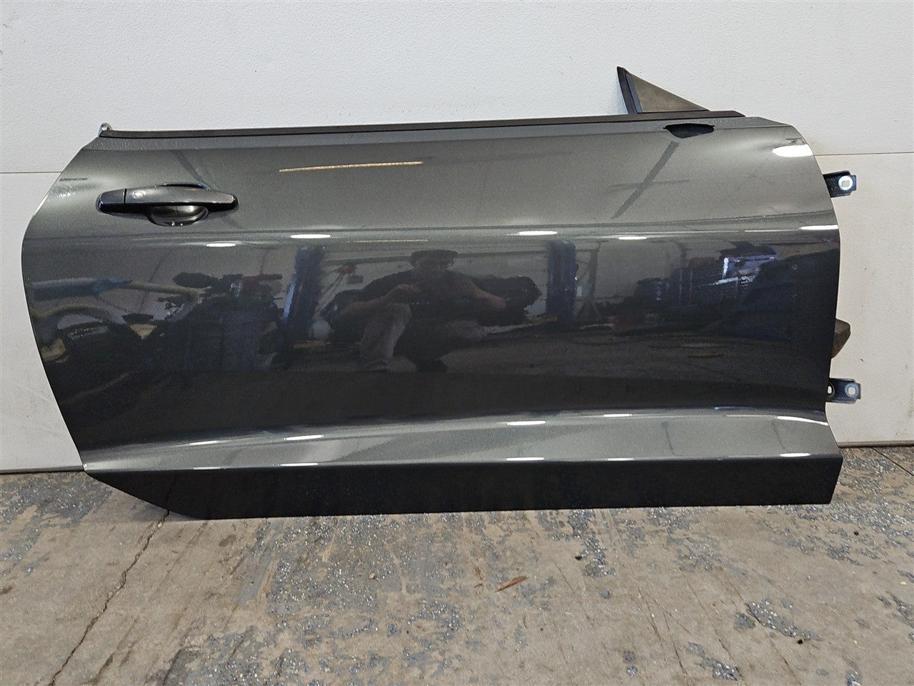 2017 CAMARO RH FRONT DOOR GUN GRAY 000 G7Q 33594 - image 7