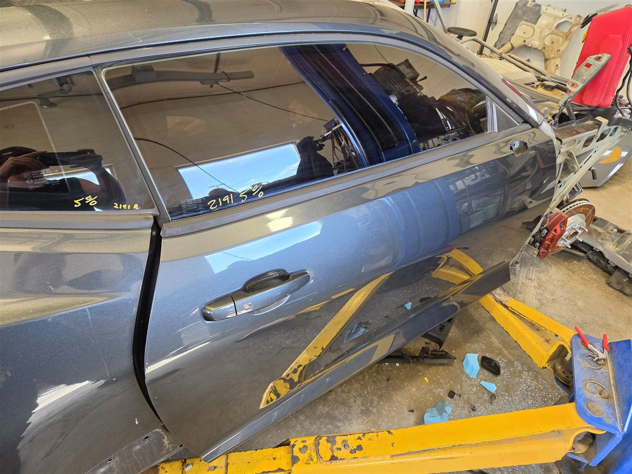 2017 CAMARO RH FRONT DOOR GUN GRAY 000 G7Q 33594 - image 16