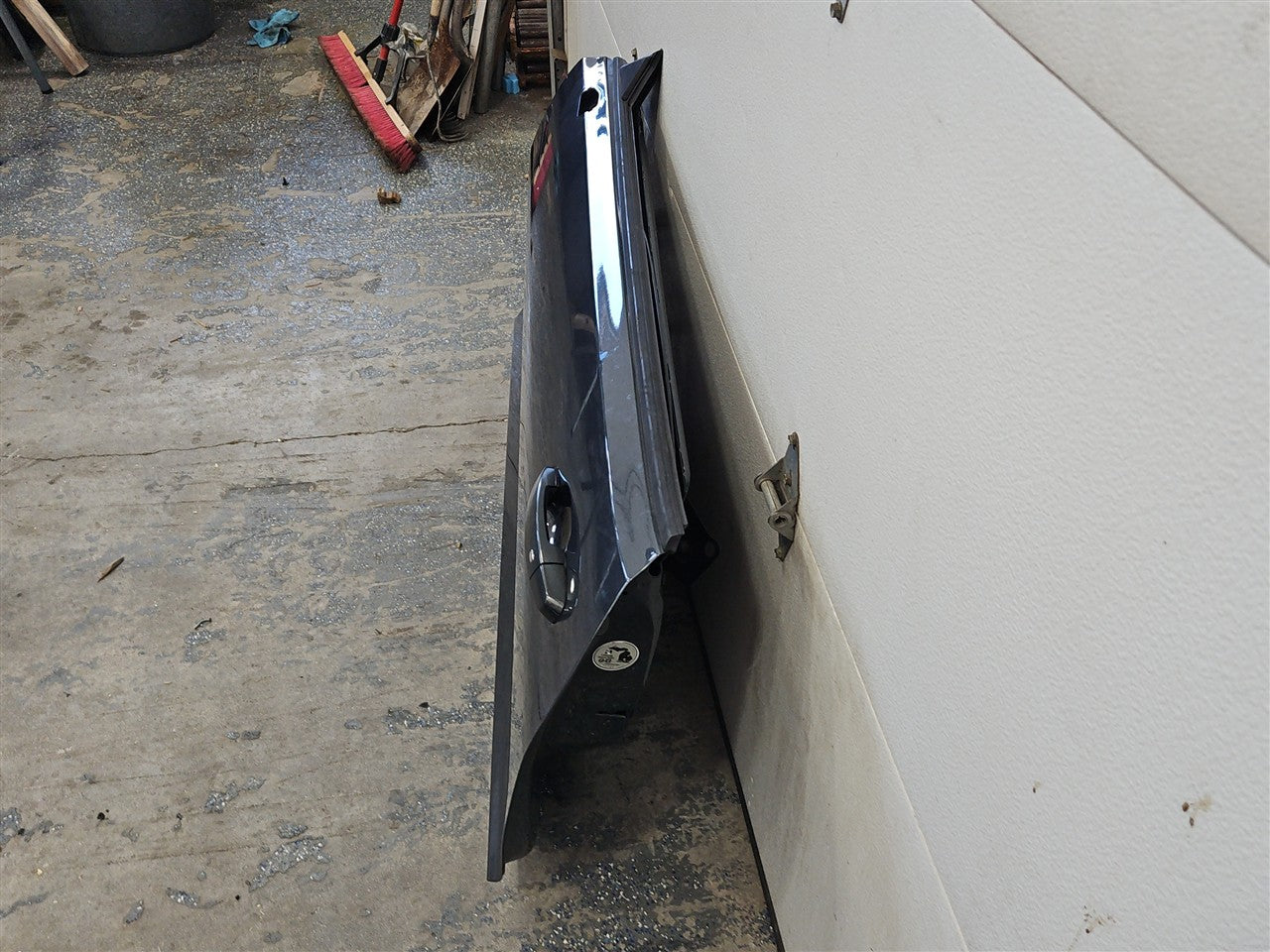 2017 CAMARO LH FRONT DOOR GUN GRAY 6S1 G7Q 33595 - image 3
