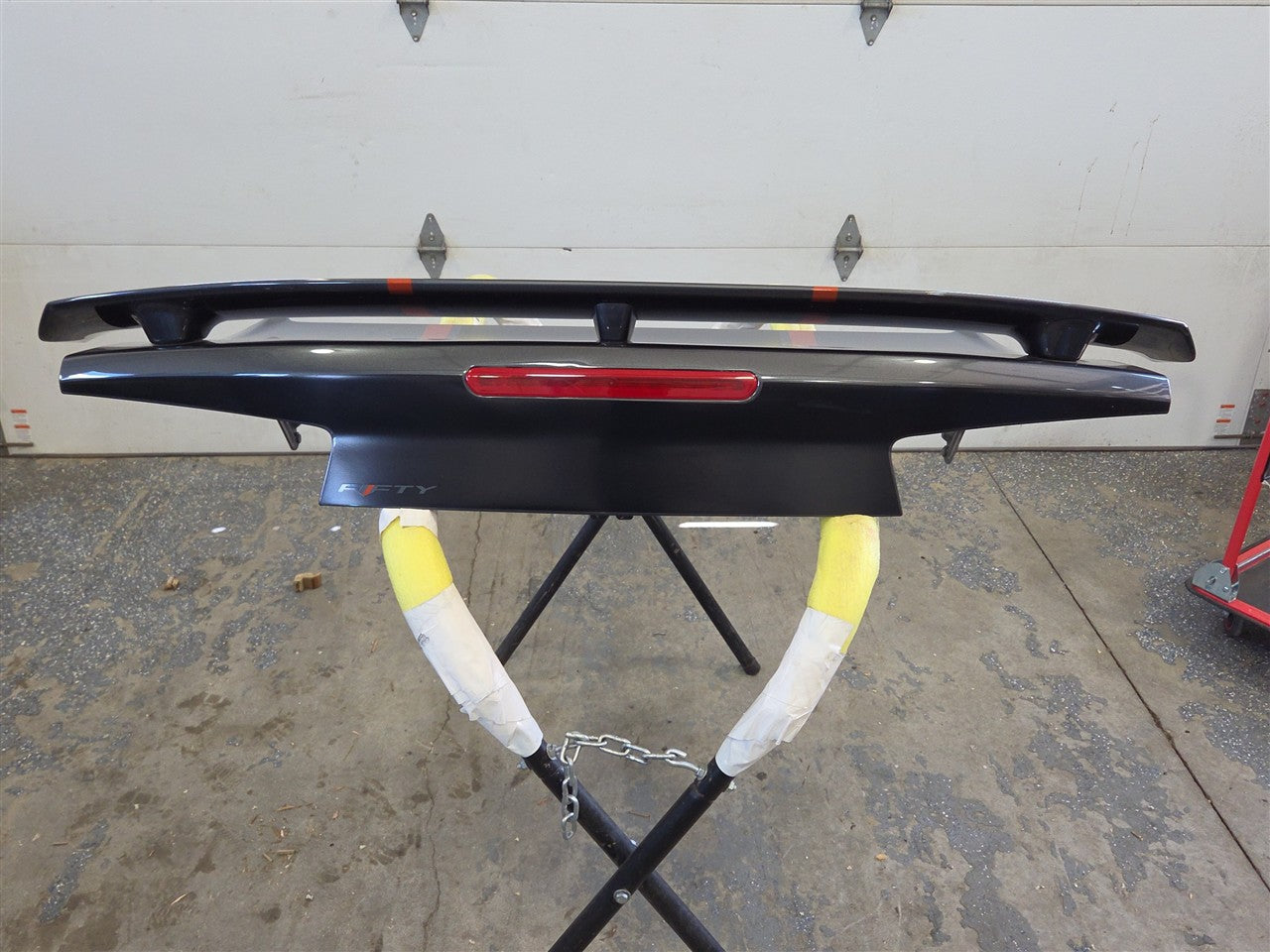 2017 CAMARO DECKLID SS SPOILER 50th GRAY G7Q 000 33596 - image 1