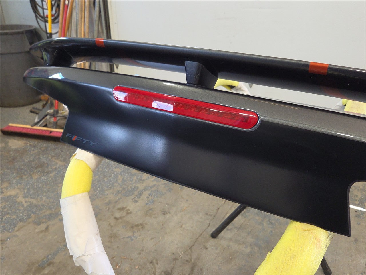 2017 CAMARO DECKLID SS SPOILER 50th GRAY G7Q 000 33596 - image 5