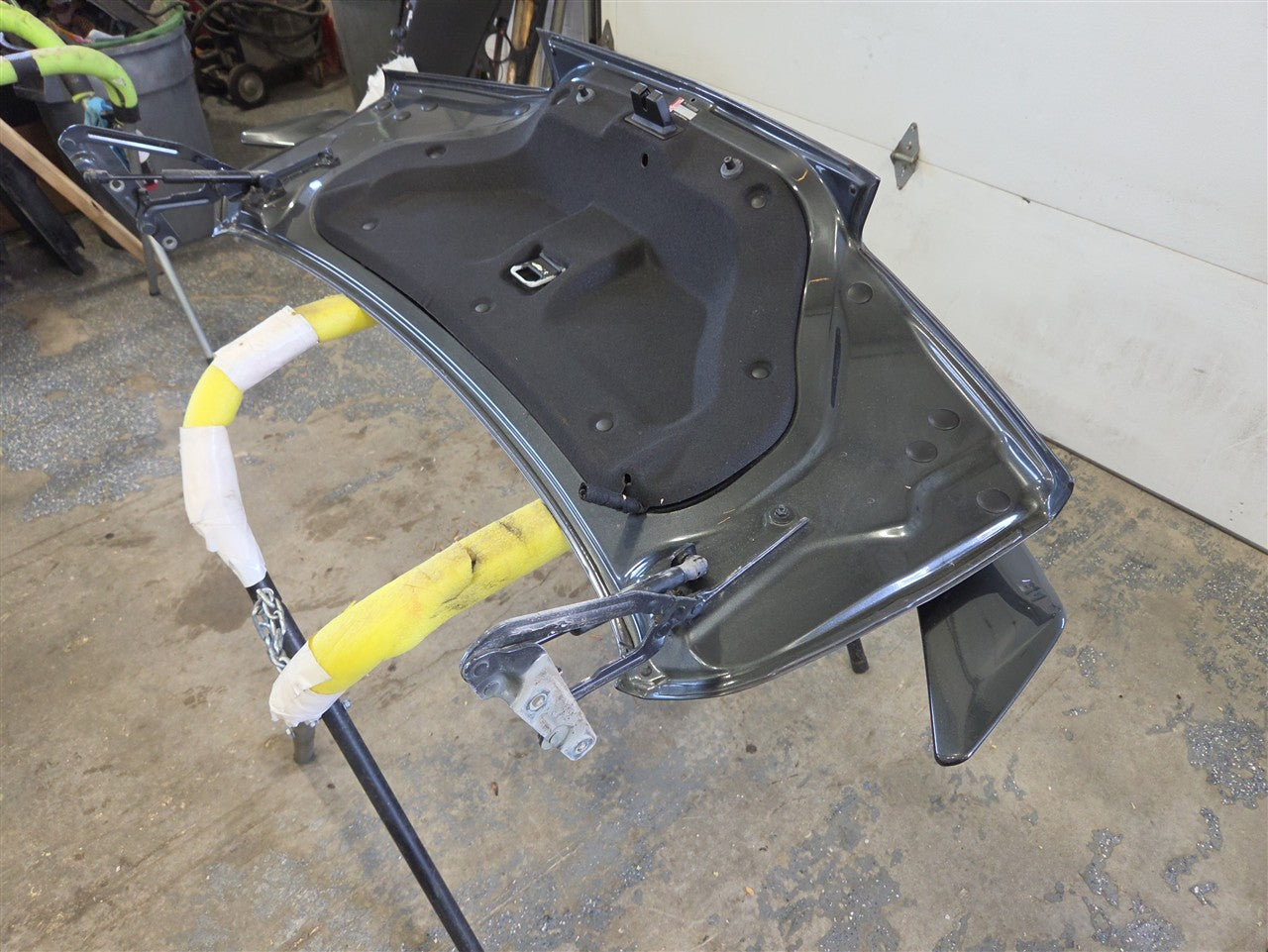 2017 CAMARO DECKLID SS SPOILER 50th GRAY G7Q 000 33596 - image 11