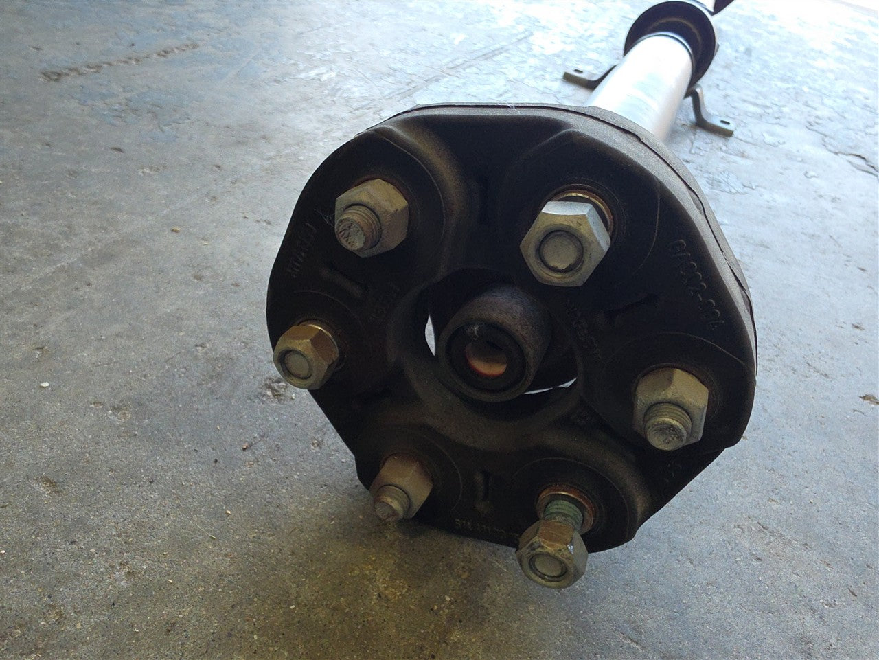 2017 CAMARO DRIVE SHAFT W/RUBBERS AUTO 33605 - image 7
