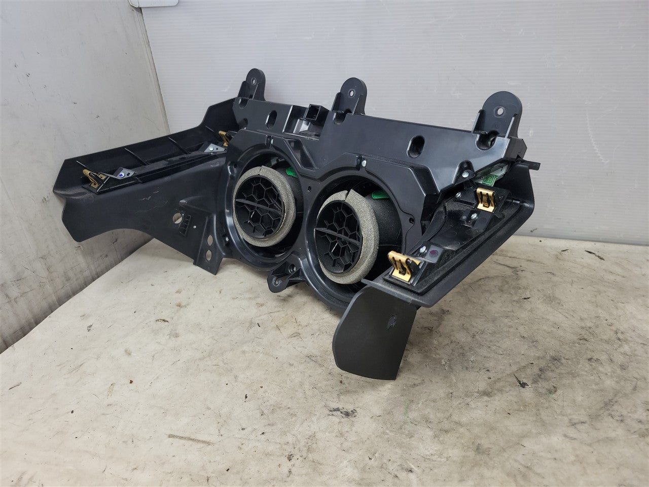 2017 CAMARO DUAL ZONE TEMPERATURE CONTROLS HEAT 33612 - image 6