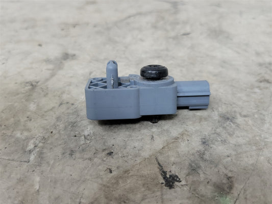 2014 CAMARO OEM FRONT END CRASH SENSOR 13502340 33615 - image 2