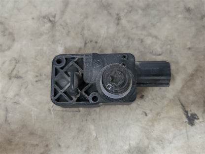2017 CAMARO OEM GMC CHEVY CRASH SENSOR 13593676 33622 - image 1