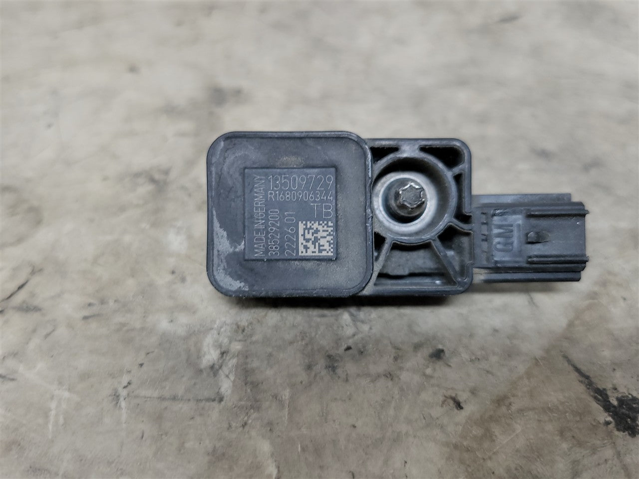 2017 CAMARO OEM GMC CHEVY CRASH SENSOR 13593676 33622 - image 6