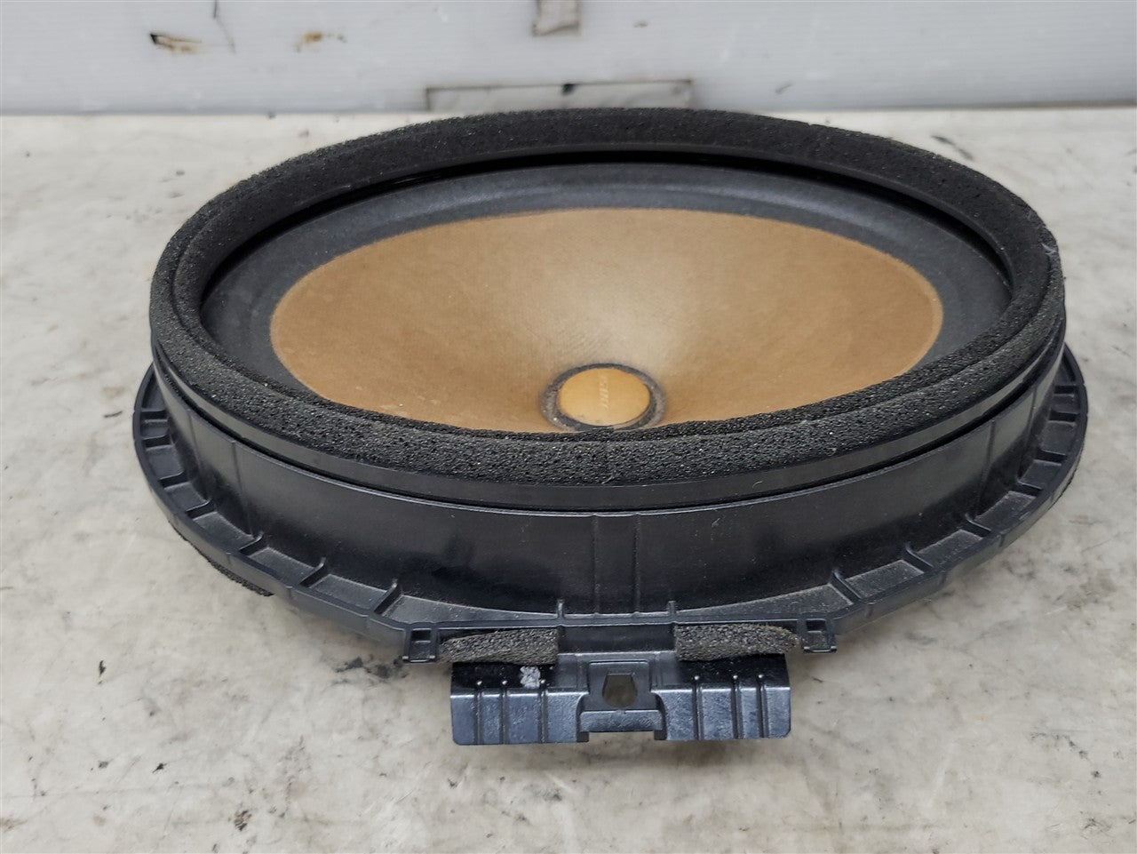 2017 CAMARO FRONT DOOR BOSE SPEAKER 23125292 33623 - image 2