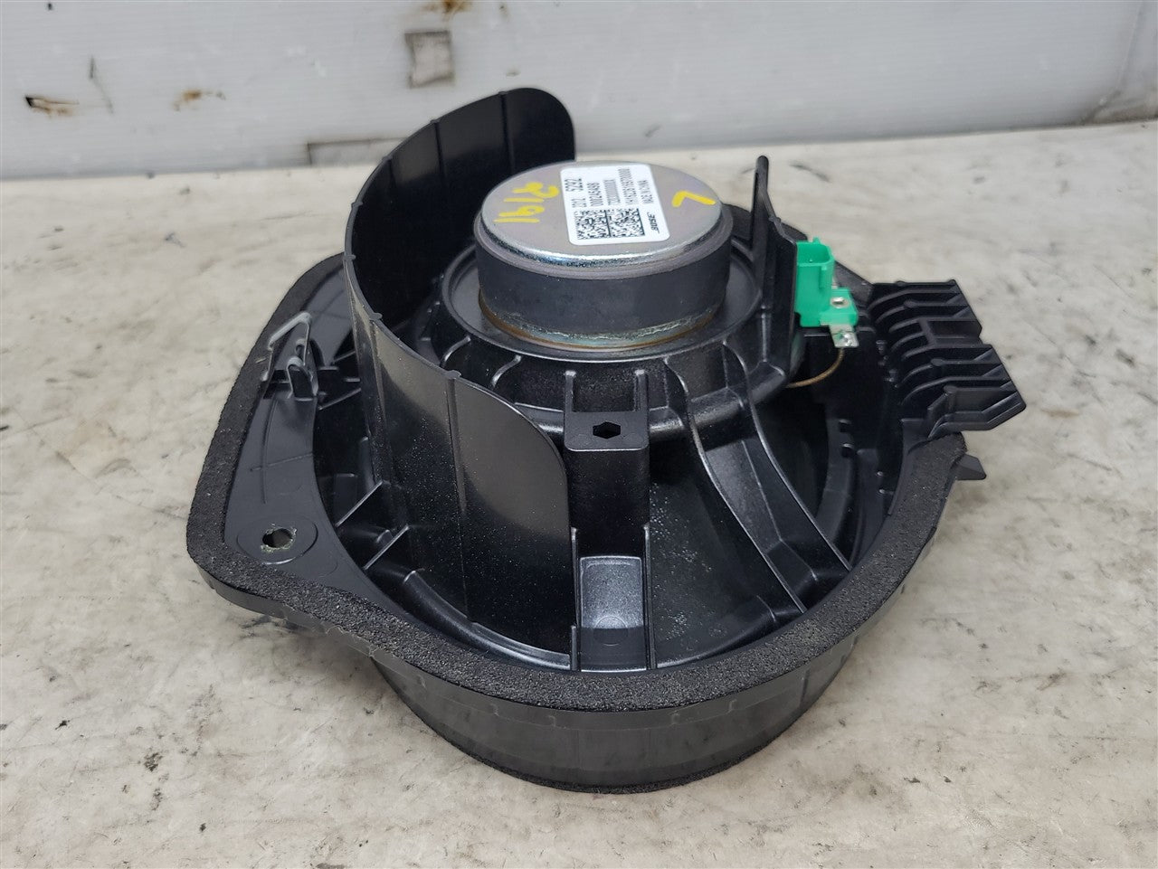 2017 CAMARO FRONT DOOR BOSE SPEAKER 23125292 33624 - image 11