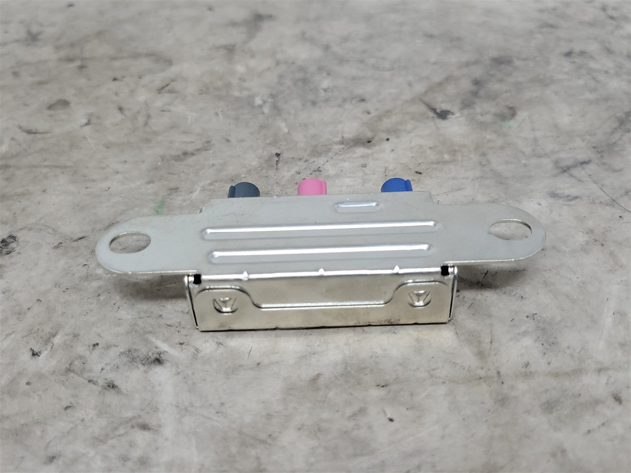 2017 CAMARO 20960972 ONSTAR GPS SPLITTER 33626 - image 9