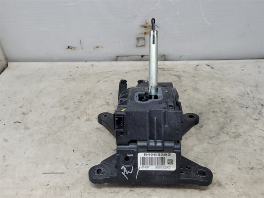 2017 CAMARO AUTOMATIC FLOOR SHIFTER 84069303 33632 - image 1