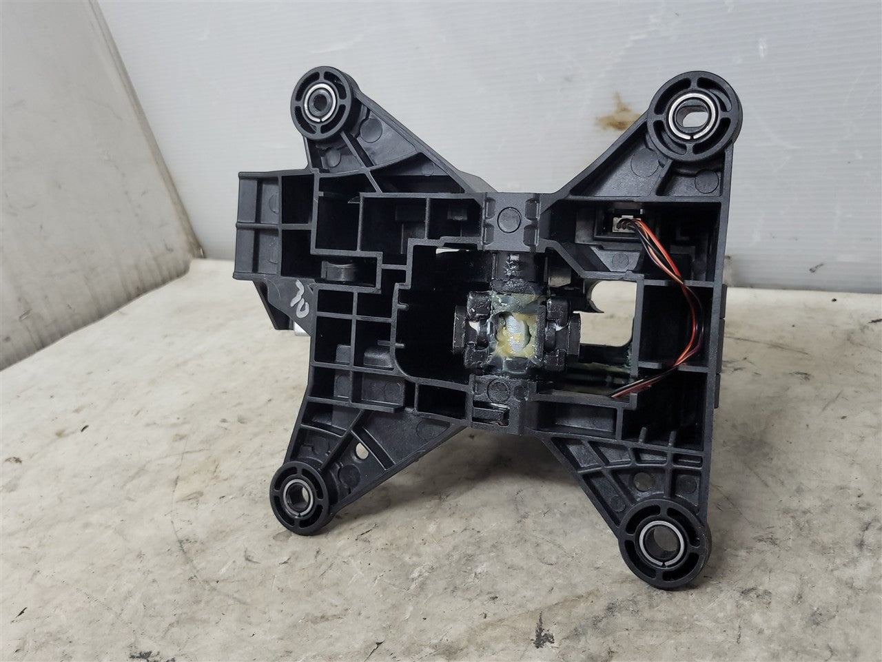 2017 CAMARO AUTOMATIC FLOOR SHIFTER 84069303 33632 - image 12