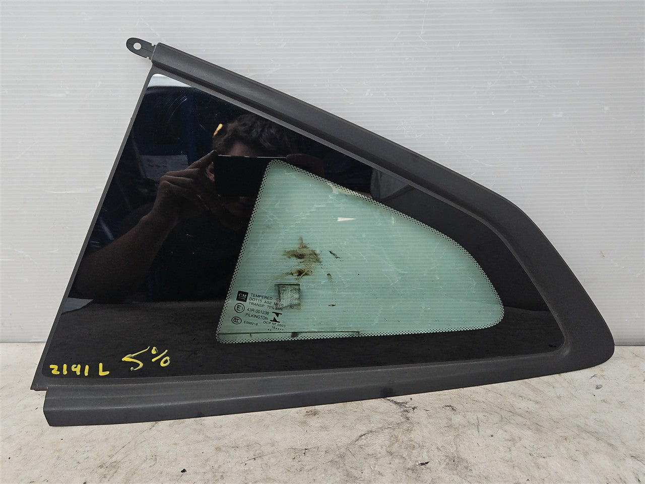2017 CAMARO LH DRIVER QUARTER GLASS WINDOW 33648 - image 1