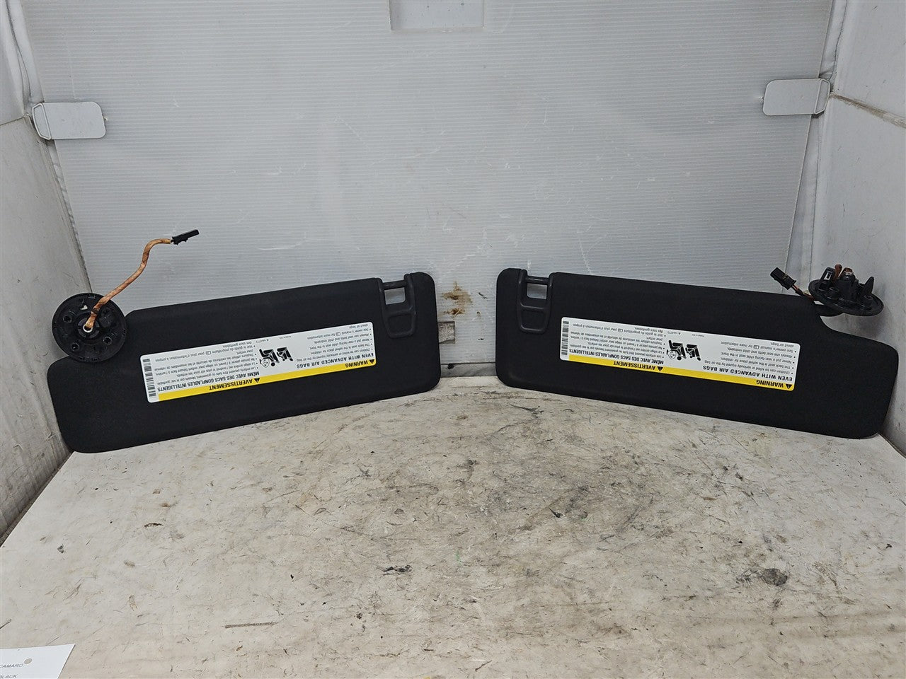 2017 CAMARO LIGHTED SUN VISORS PAIR LH RH BLACK 33652 - image 8