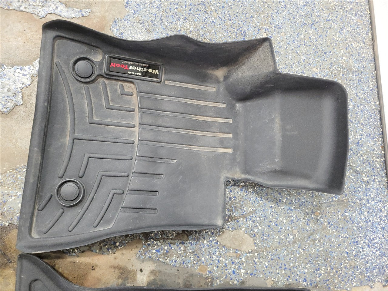 2017 CAMARO WEATHERTECH FRONT FLOOR MATS/LINERS 33653 - image 5
