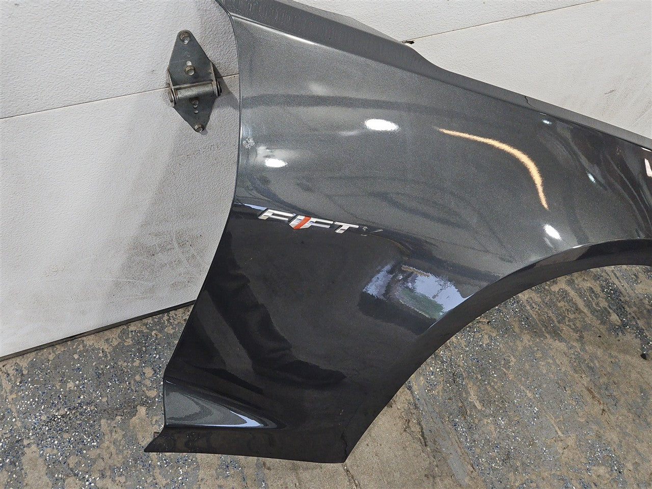 2017 CAMARO RH FENDER SON OF GUN GRAY G7Q 33655 - image 8