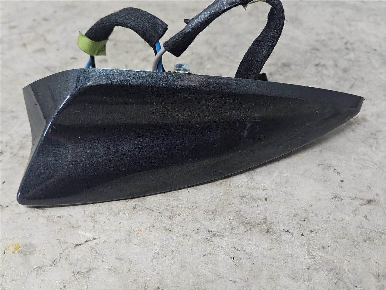 2017 CAMARO SHARK FIN ANTENNA GRAY G7Q 23275783 33658 - image 9