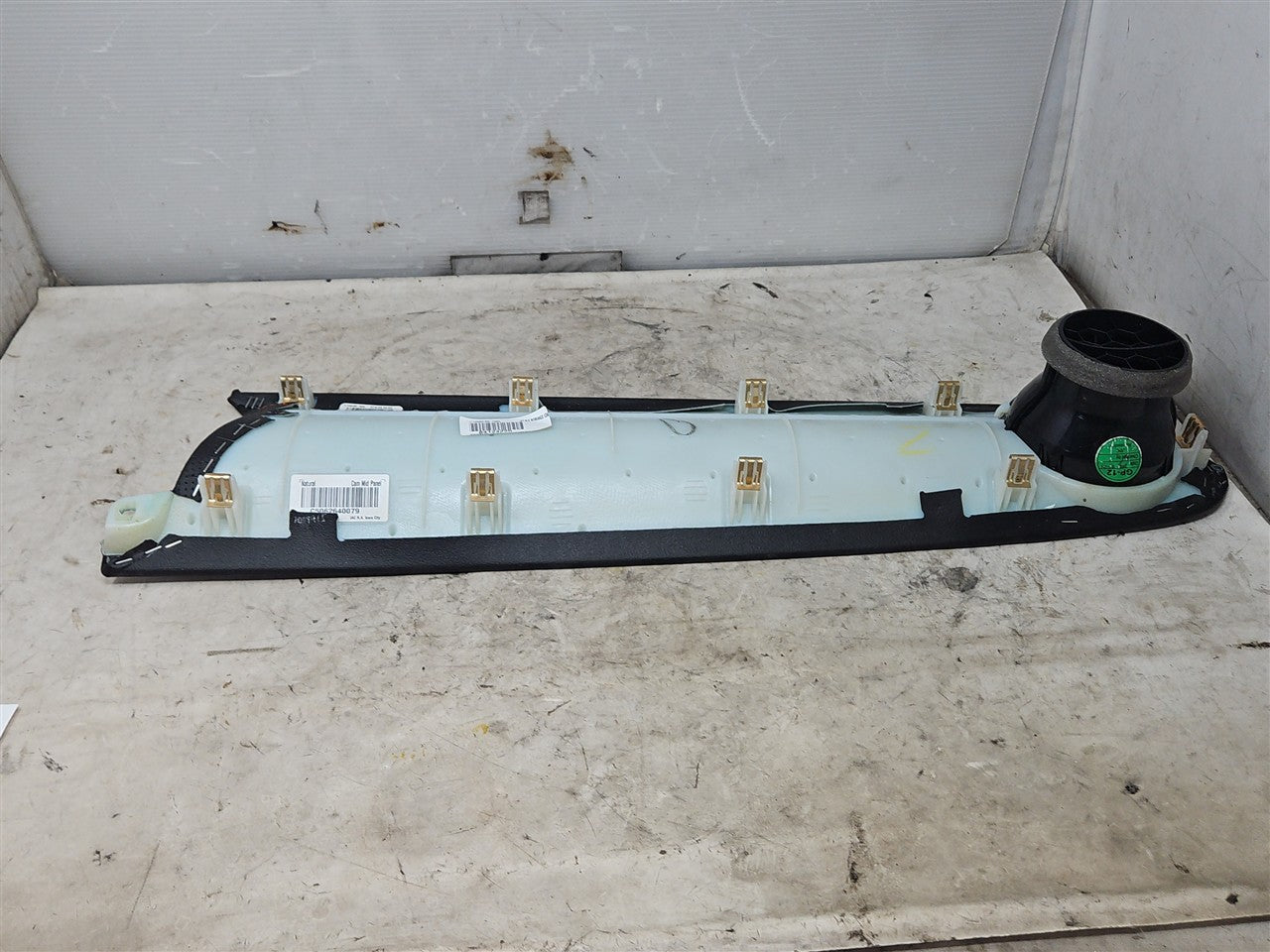 2017 CAMARO RH PASSENGER DASH TRIM VENT 50TH EDT 33661 - image 8