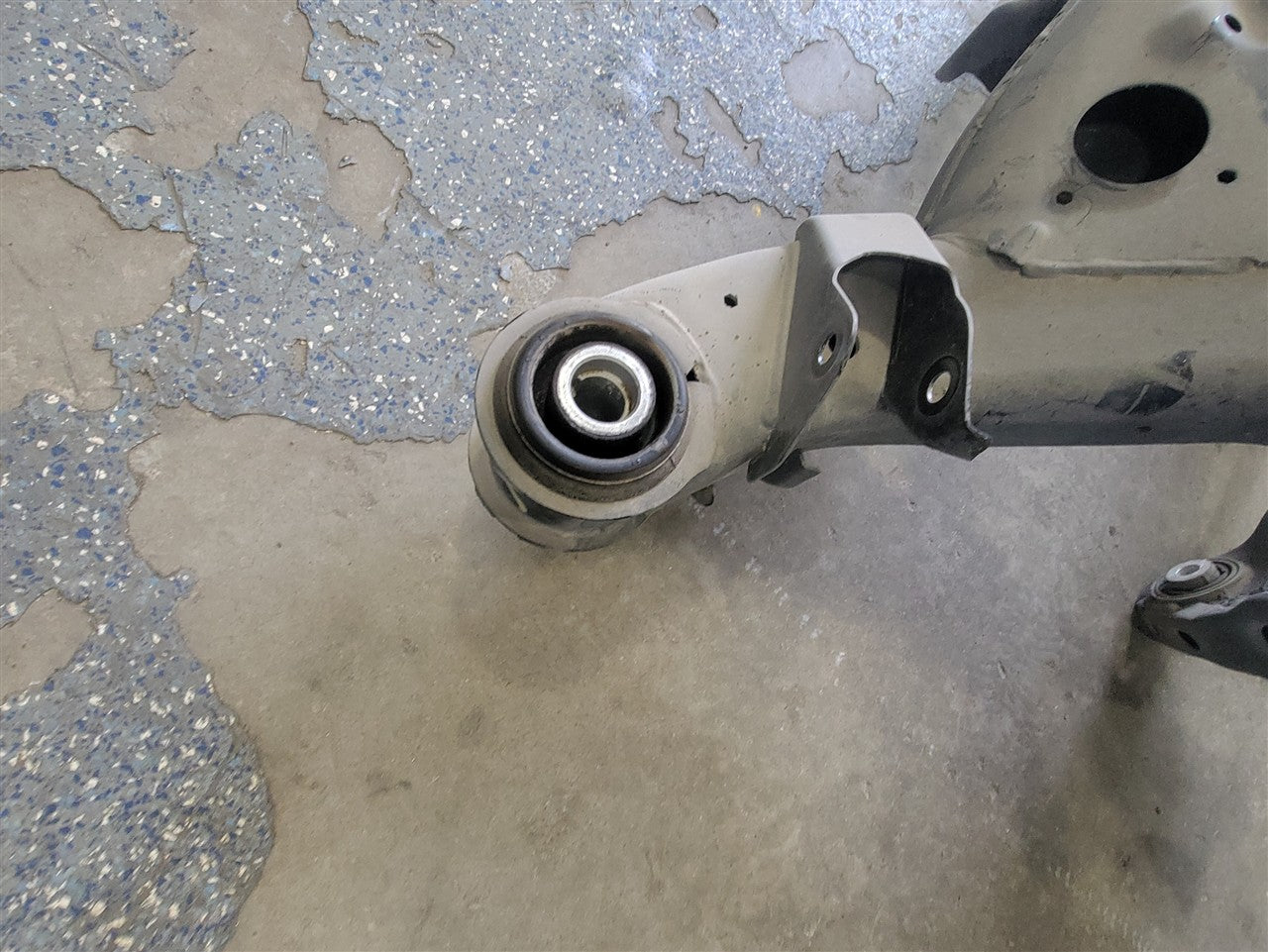 2017 CAMARO REAR SUSPENSION CRADLE CROSSMEMBER 33663 - image 10
