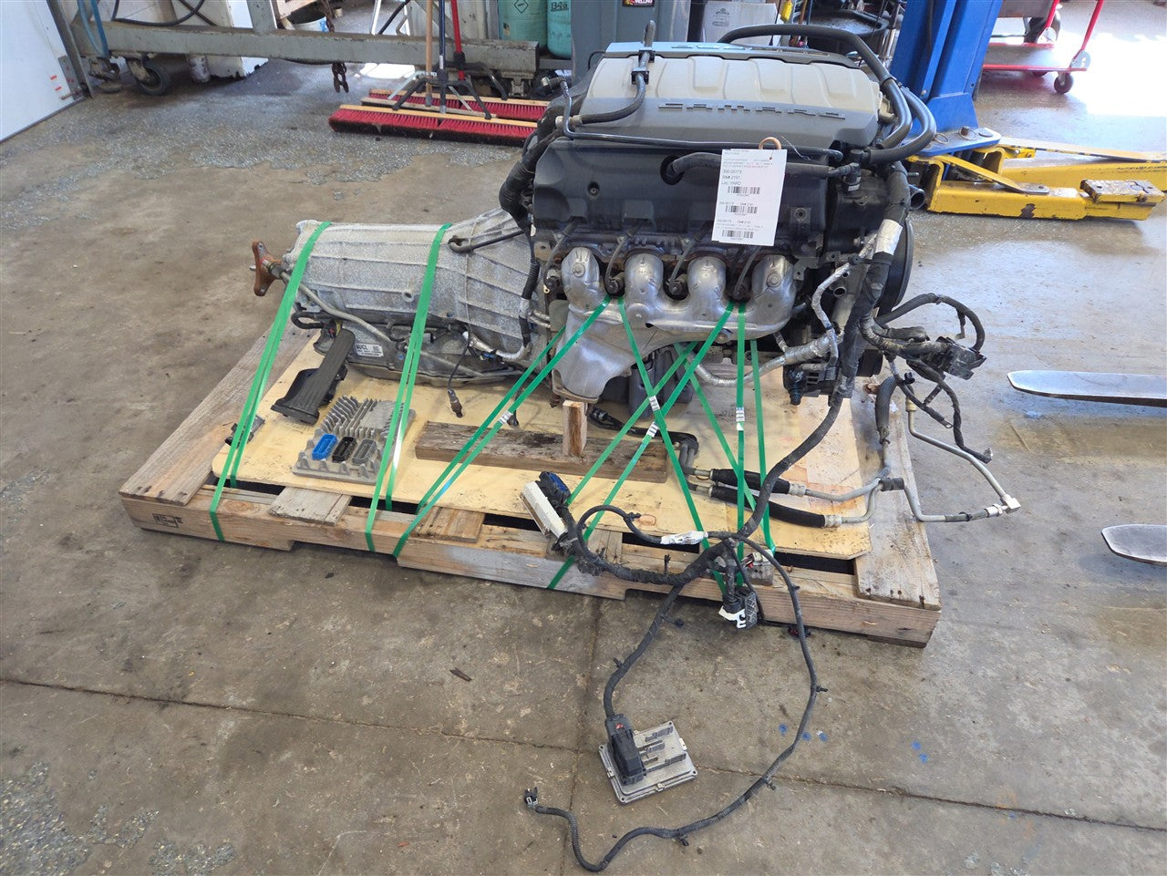 2017 CAMARO 6.2L LT1 ENGINE 8 SPEED 90K DROP OUT 33667 - image 14