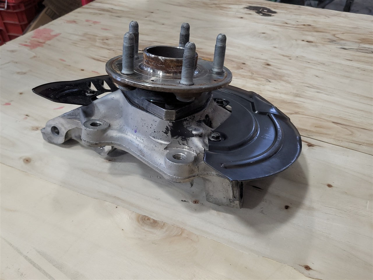 2017 CAMARO RH PASSENGER FRONT SPINDLE W/HUB 33675 - image 8