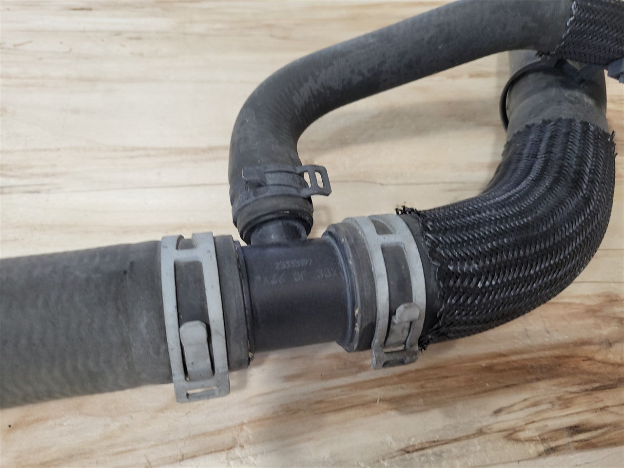2017 CAMARO LOWER RADIATOR HOSES WITH CROSSOVER 33679 - image 10