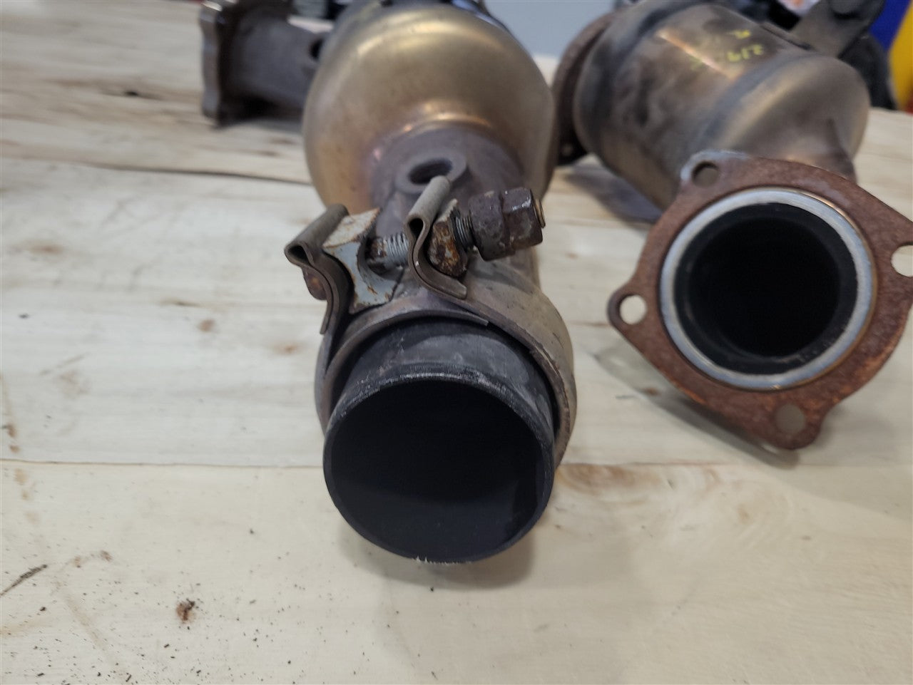 2017 CAMARO OEM 6.2L EXHAUST Y PIPE PAIR 90K MI 33680 - image 7