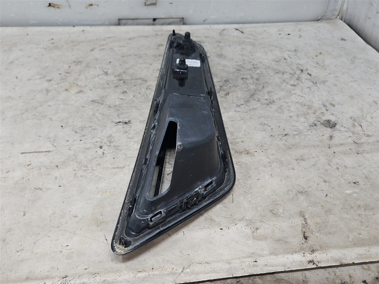 2017 CAMARO SS RH PASSENGER HOOD SCOOP 23403776 33683 - image 6