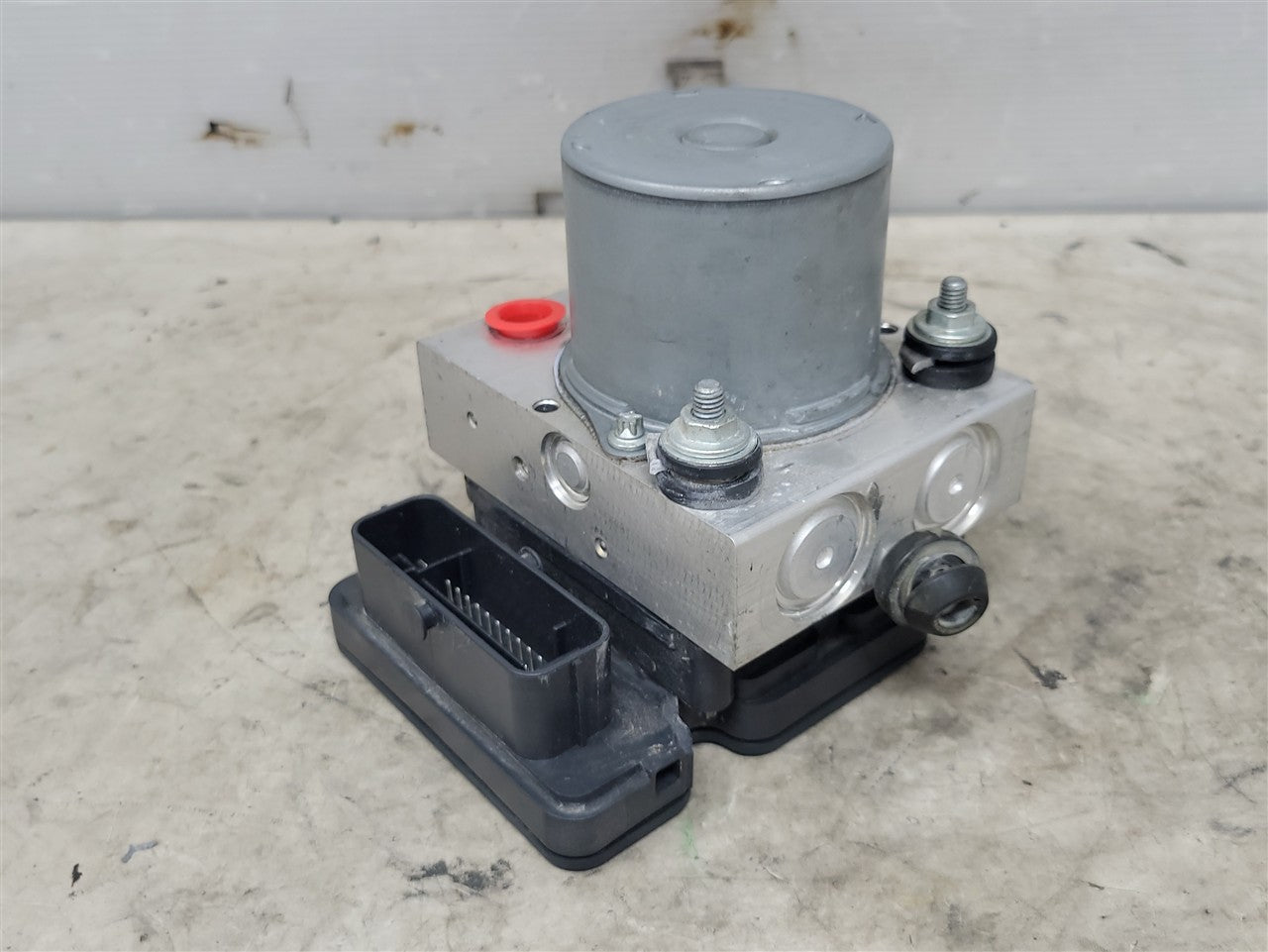 2017 CAMARO ABS BRAKE PUMP & MODULE 84154732 33684 - image 4