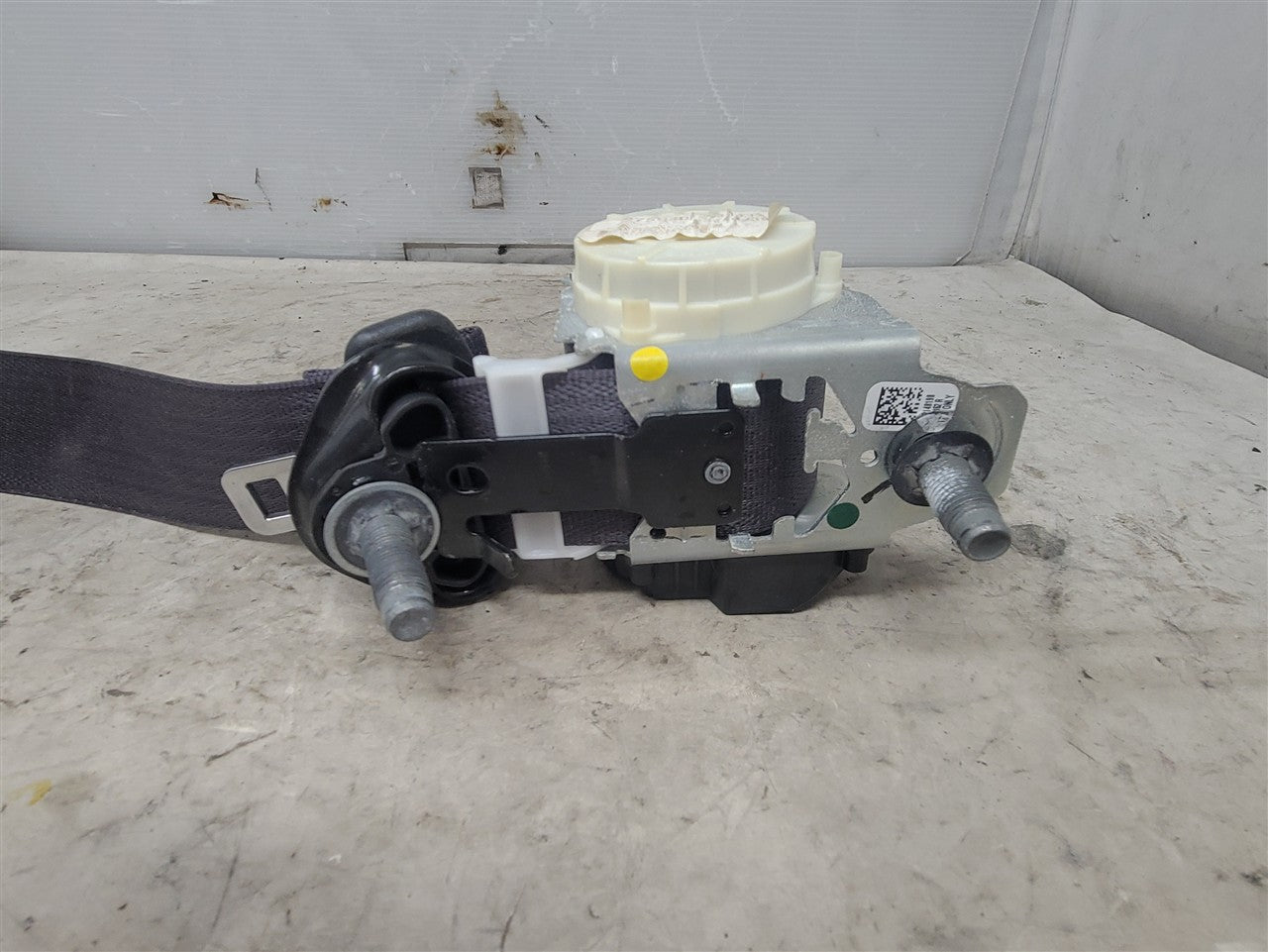 2017 CAMARO RH PASSENGER REAR SEAT BELT RETRACTOR 33693 - image 7