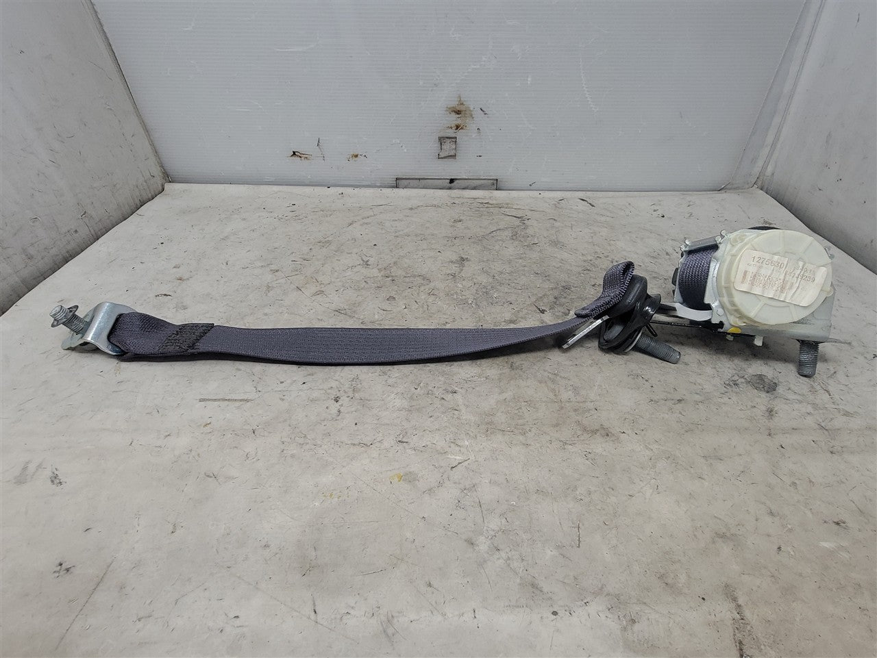 2017 CAMARO RH PASSENGER REAR SEAT BELT RETRACTOR 33693 - image 8
