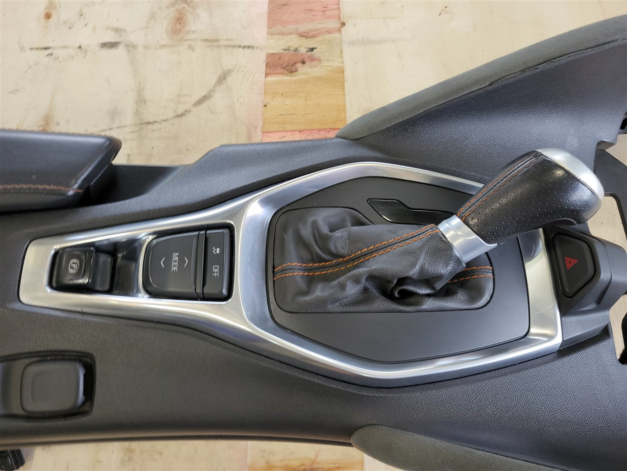 2017 CAMARO FIFTY EDITION CONSOLE AUTO 33697 - image 7