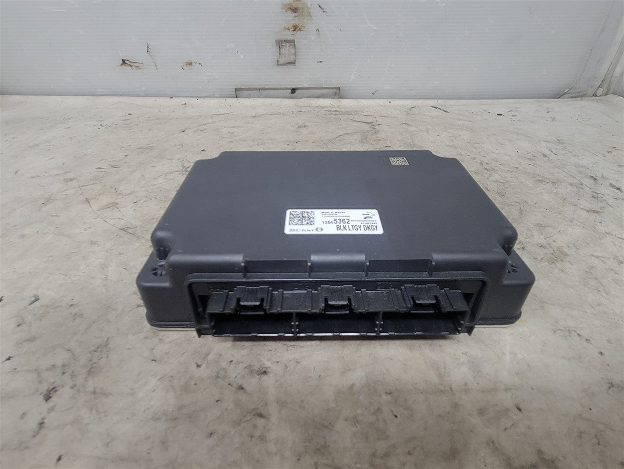 2023 SUBURBN15 SERIAL DATA GATEWAY MODULE 13545362 33698 - image 2