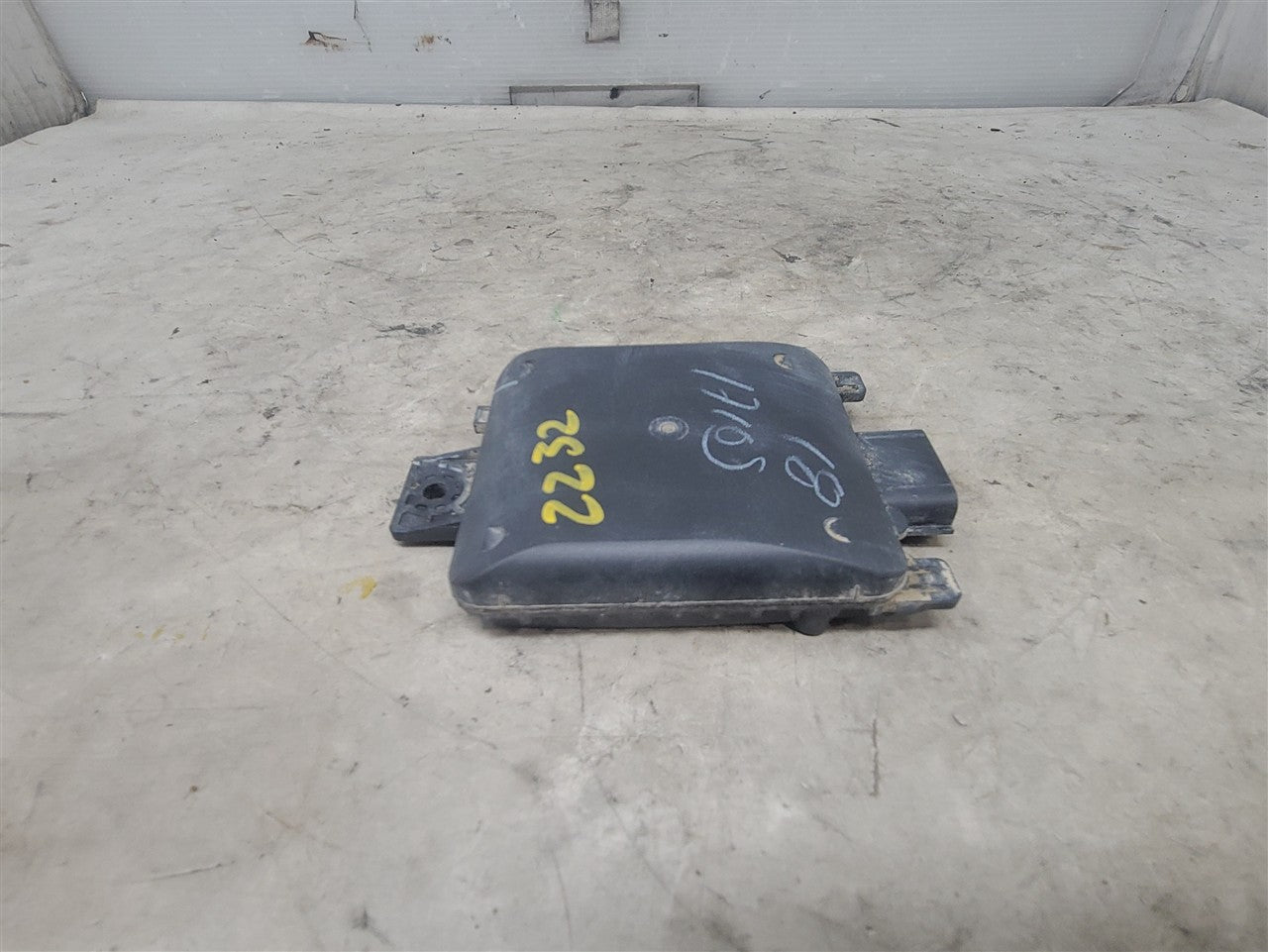 2022 SIERRA150 LH BLIND SPOT RADAR MODULE 85569654 33705 - image 3