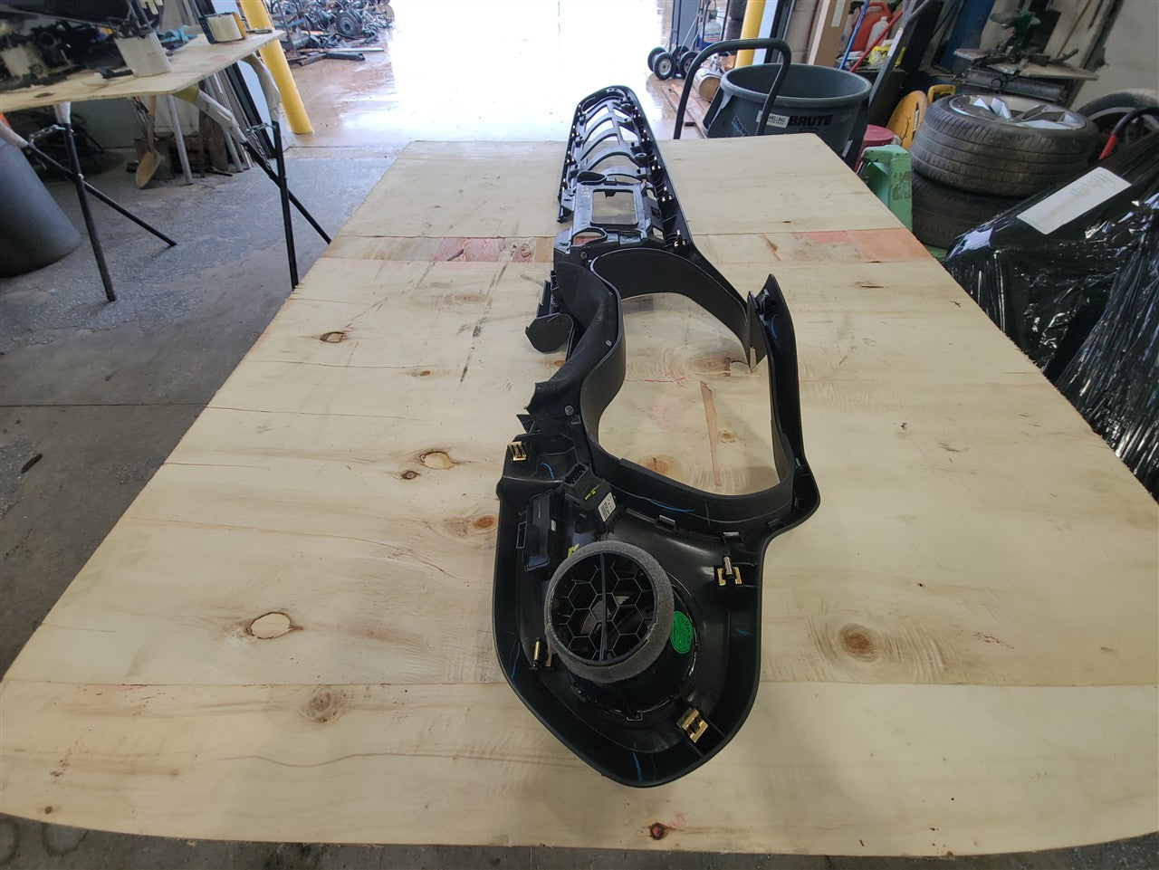 2016 CAMARO CLUSTER RADIO DASH BEZEL 84225815 33706 - image 14