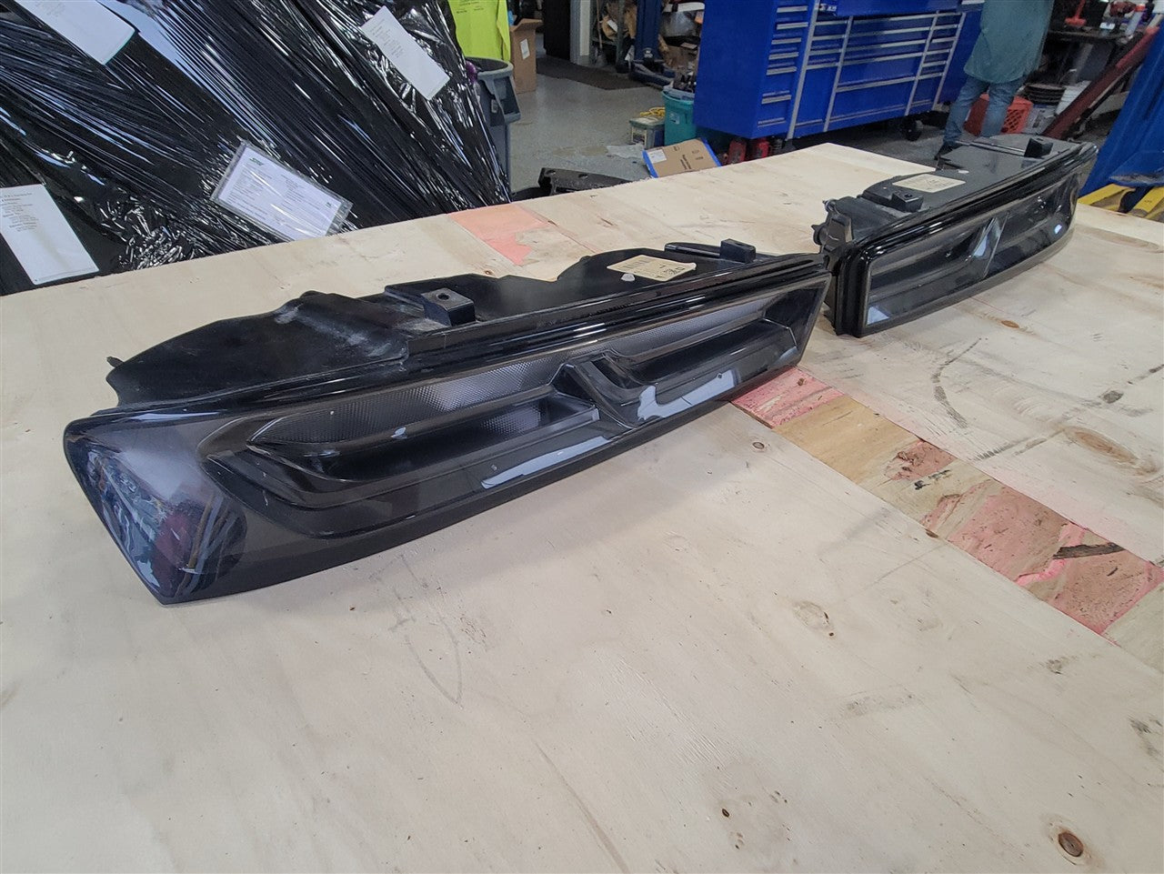 2016 CAMARO OEM DARK/SMOKED TAIL LIGHTS PAIR 33707 - image 3