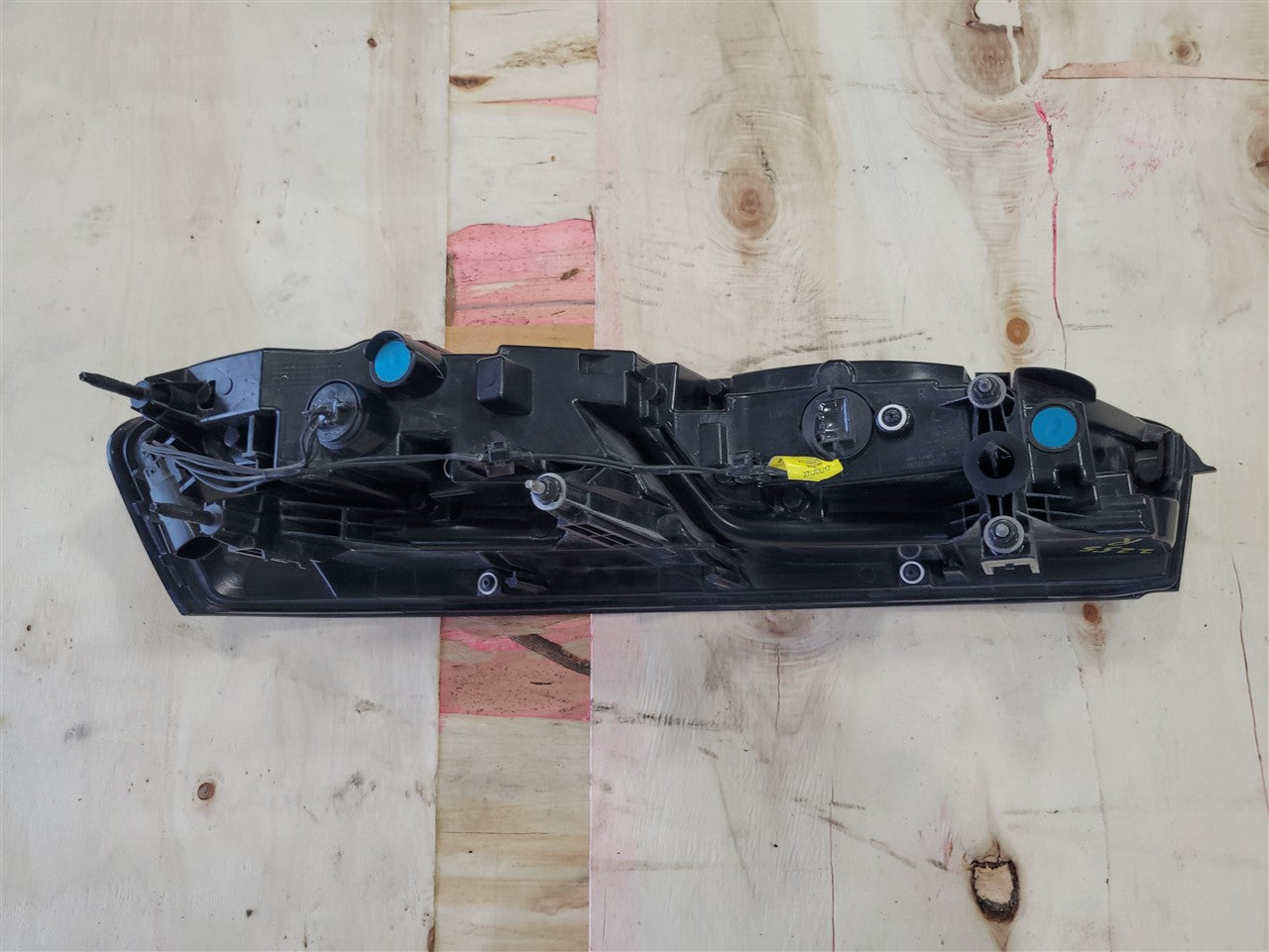 2016 CAMARO OEM DARK/SMOKED TAIL LIGHTS PAIR 33707 - image 10